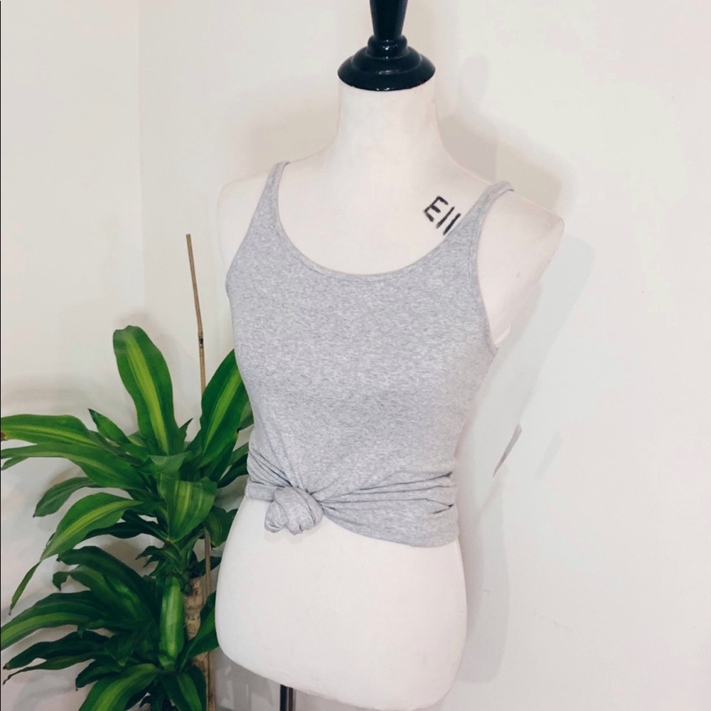 Tank grey top
